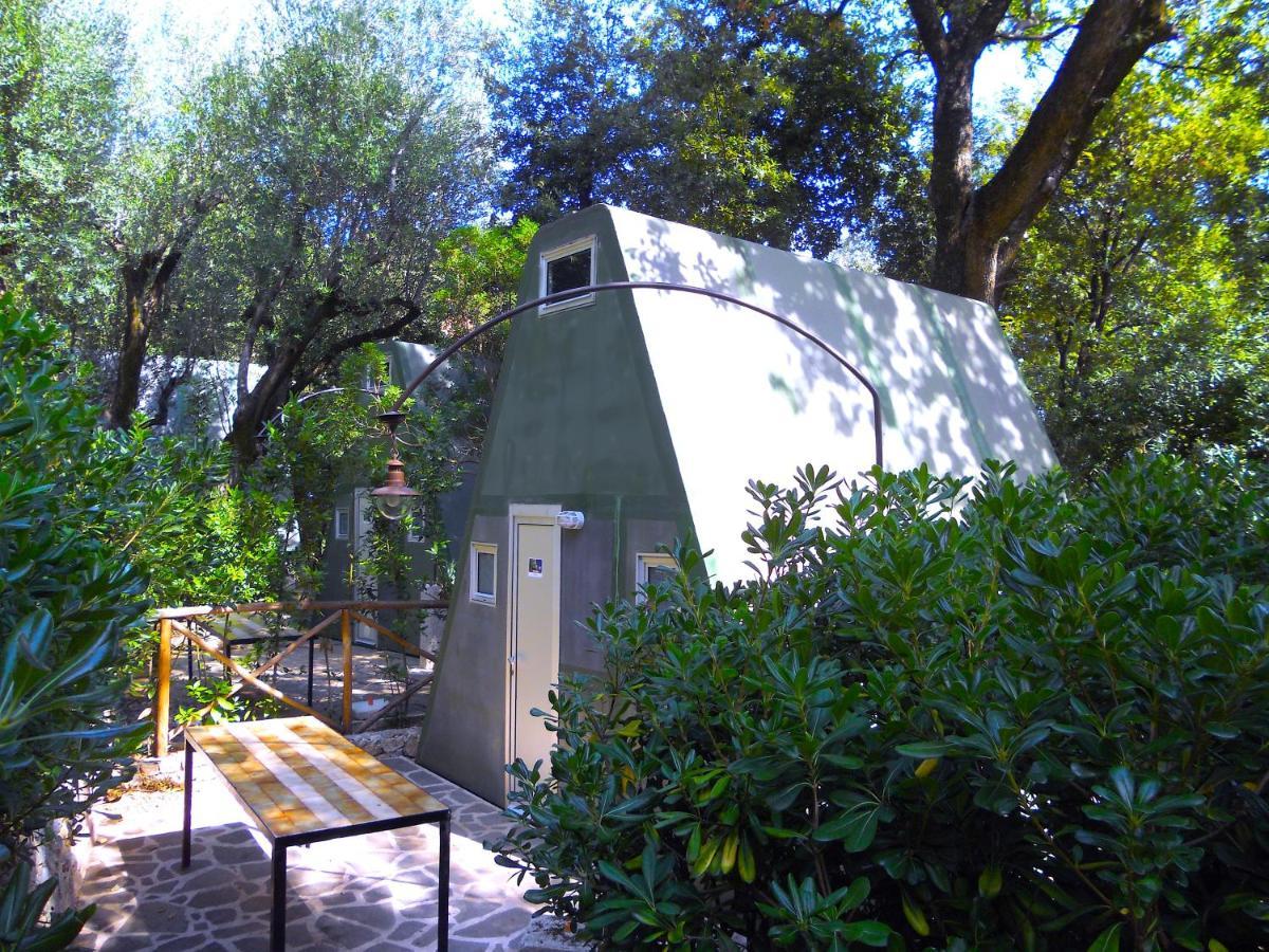 La Francesca Sud Un Villaggio"Glamping" Скарио Стая снимка